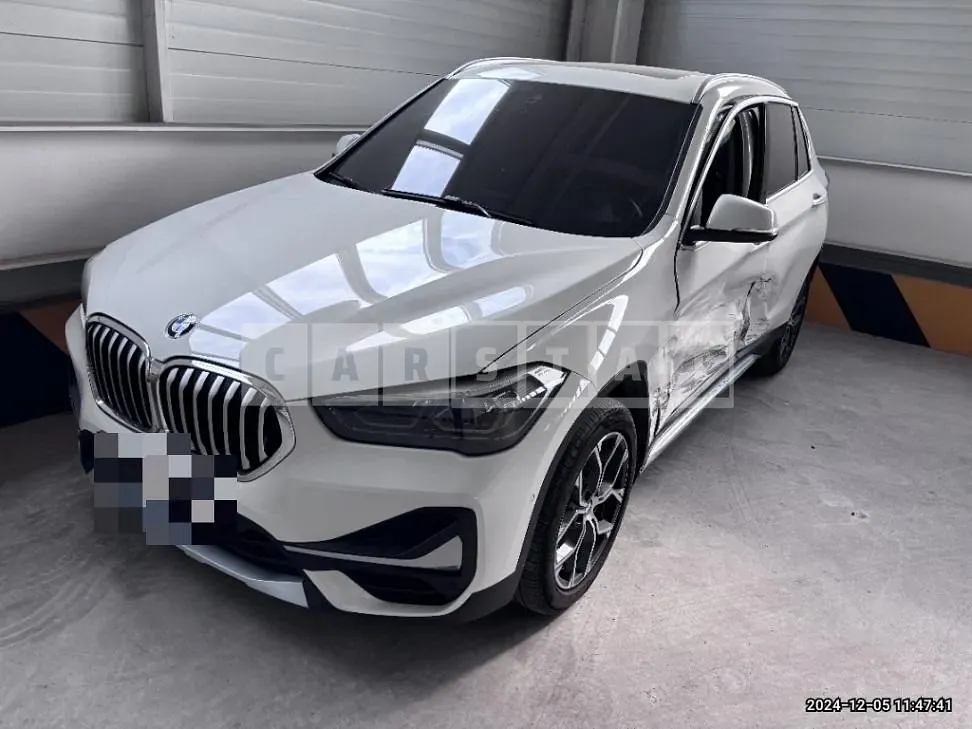 Photo 2 of 15: 2022 BMW X1 xDrive20i — Korean insurance auction