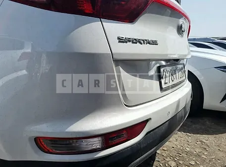 Photo 2 of 8: 2017 Kia Sportage, VIN KNAPM813BHK296116 — Korean insurance auction