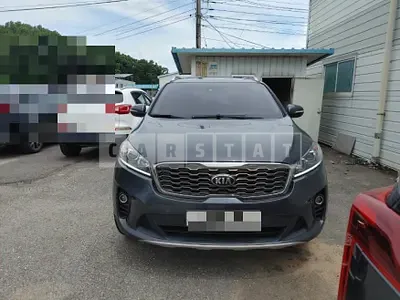 Photo 1 of 19: 2019 Kia Sorento 2.0 (4WD) — Korean insurance auction