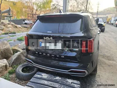Photo 1 of 19: 2022 Kia Sorento Hybrid — Korean insurance auction