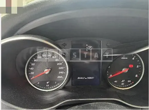 Photo 2 of 14: 2019 Mercedes-Benz C220 d — Korean insurance auction