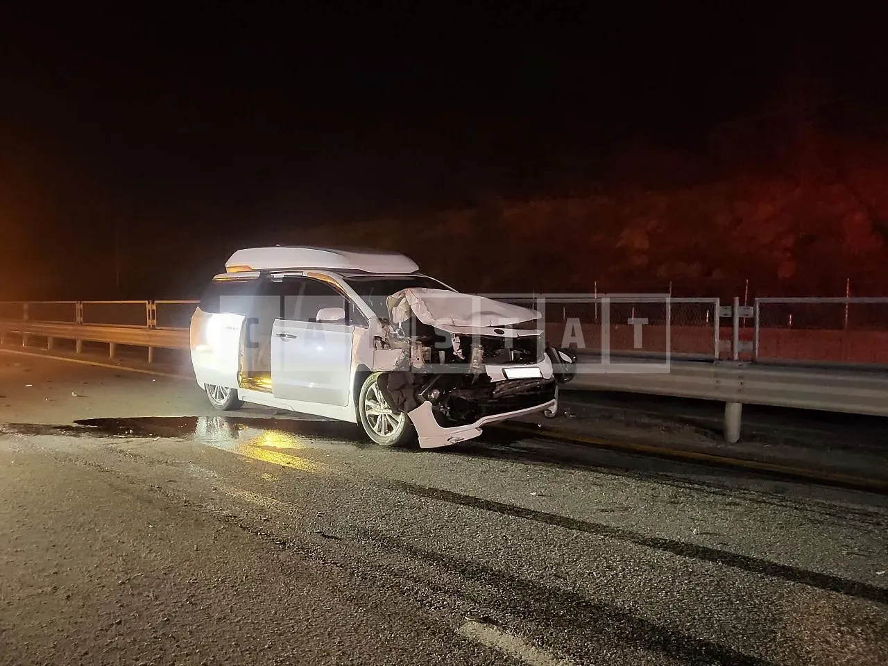 Photo 2 of 8: 2016 Kia Carnival High Limousine, VIN KNAMC81ABGS216237 — Korean insurance auction