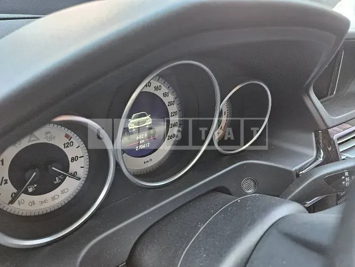 Photo 2 of 22: 2015 Mercedes-Benz E250 BlueTec 4Matic, VIN WDDHF9HB4FB141605 — Korean insurance auction