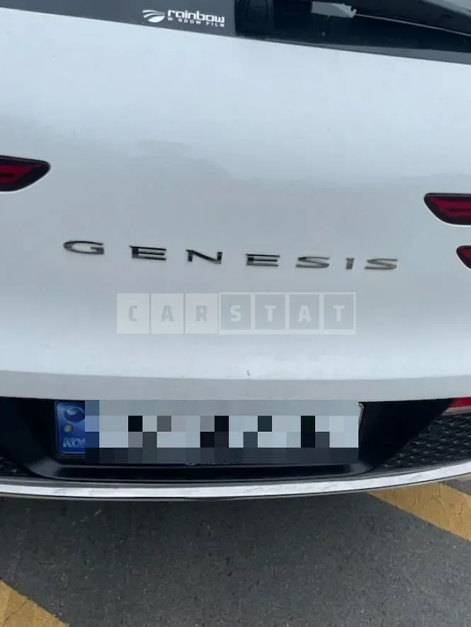 Photo 2 of 5: 2022 Genesis GV70 Gasoline — Korean insurance auction