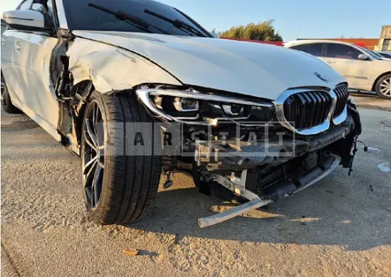 Photo 2 of 36: 2021 BMW 320d — Korean insurance auction