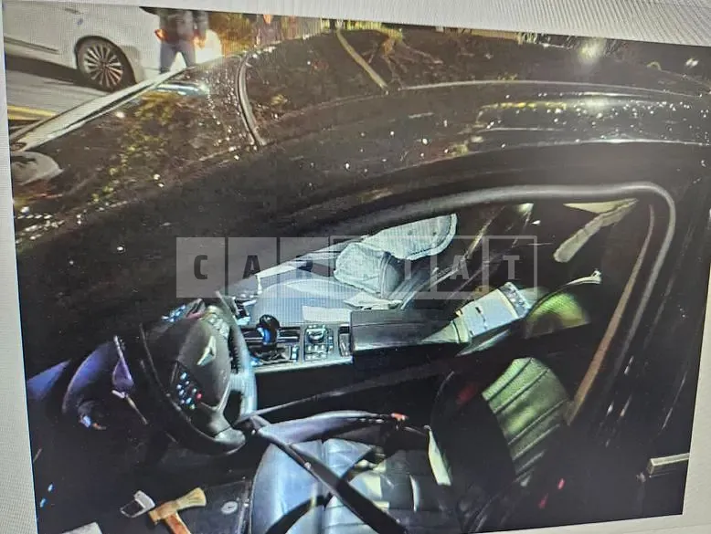 Photo 2 of 6: 2015 Genesis 3.3 — Korean insurance auction