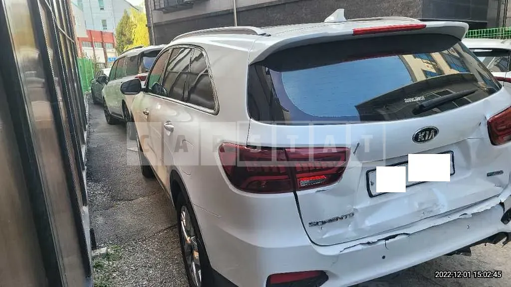 Photo 2 of 8: 2020 Kia Sorento, VIN KNAPH81ABLA572149 — Korean insurance auction