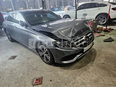 Photo 1 of 23: 2020 Mercedes-Benz E 300 — Korean insurance auction
