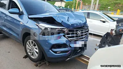 Photo 1 of 4: 2017 Hyundai Tucson — Korean insurance auction