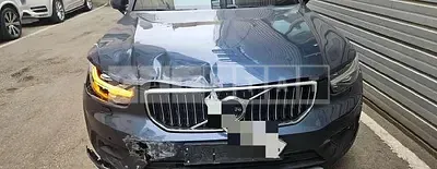 Photo 1 of 19: 2019 Volvo XC40T4 AWD — Korean insurance auction