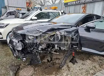 Photo 1 of 16: 2021 Kia K5, VIN KNAG6412BMA129522 — Korean insurance auction