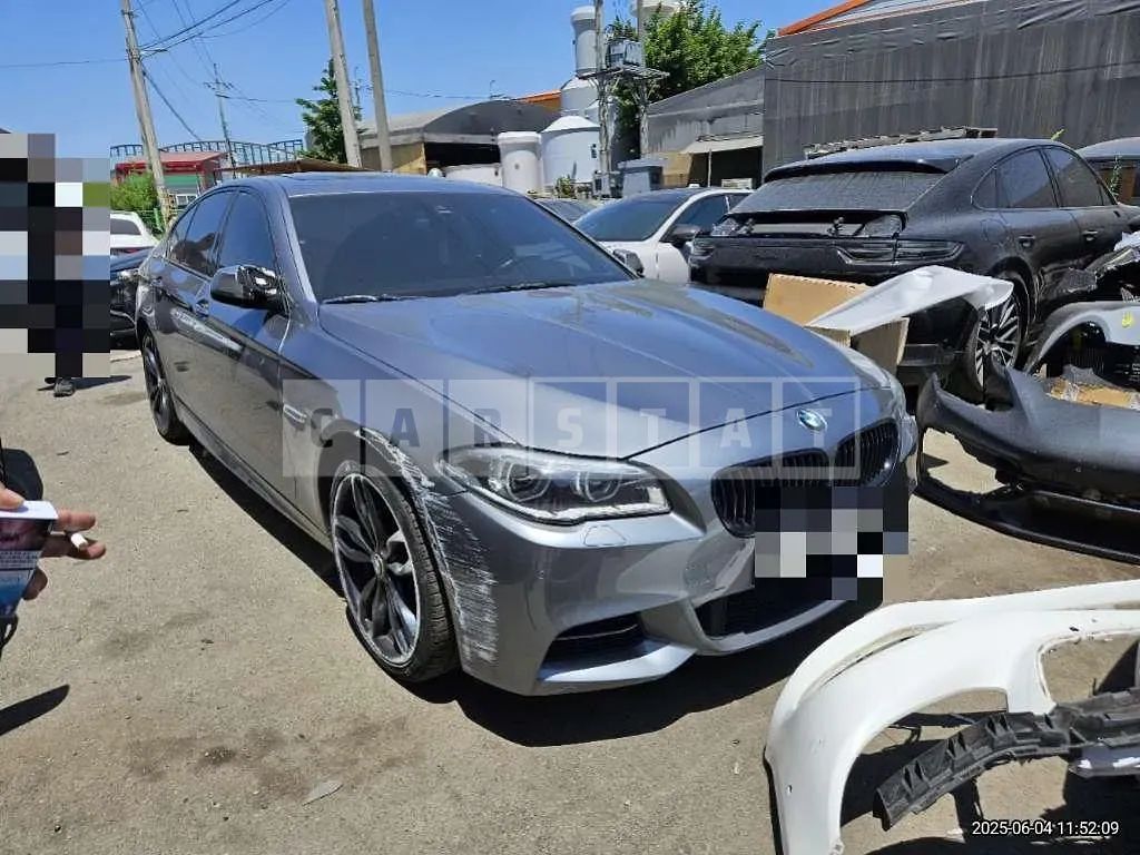 Photo 2 of 15: 2015 BMW M550d xDrive — Korean insurance auction
