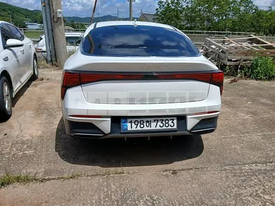 Photo 2 of 12: 2024 Kia K5 — Korean insurance auction