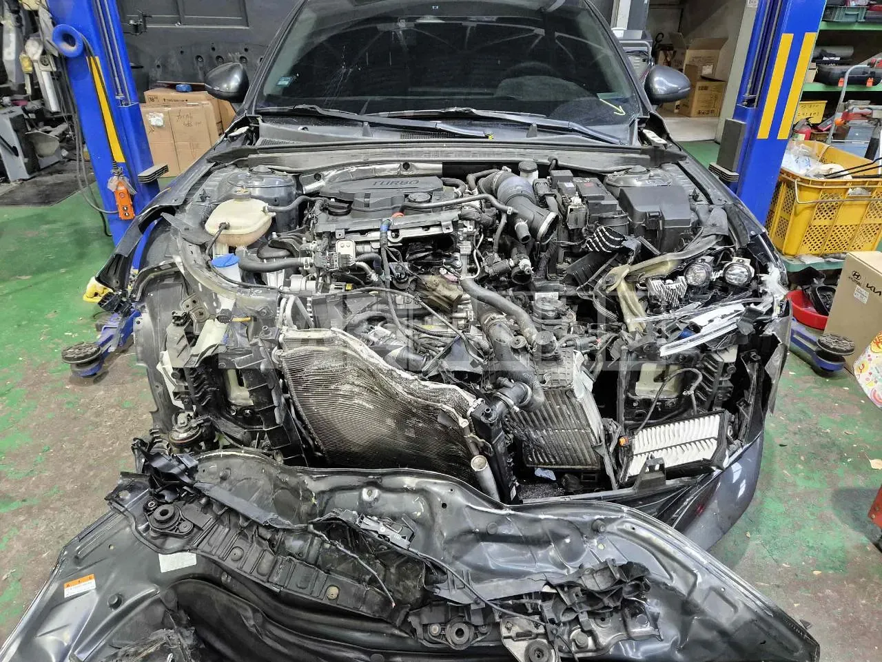 Photo 2 of 14: 2020 Kia K5, VIN KNAG6412BMA088193 — Korean insurance auction