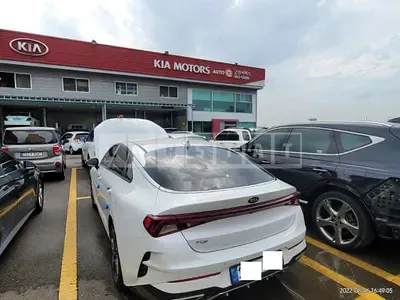 Photo 1 of 44: 2021 Kia K5, VIN KNAG341ABMA125462 — Korean insurance auction