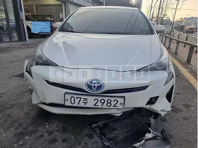 Photo 1 of 11: 2018 Toyota Prius, VIN JTDKBRFU8J3083498 — Korean insurance auction