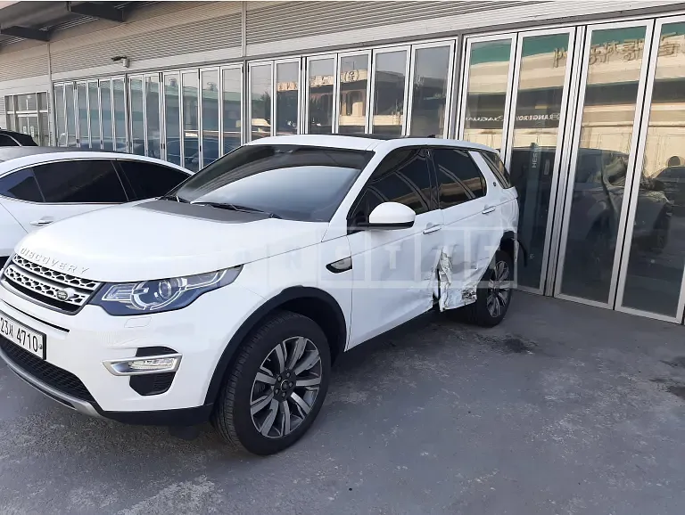Photo 2 of 33: 2019 Land Rover Discovery Sports TD4180PS, VIN SALCA2BN9KH782892 — Korean insurance auction