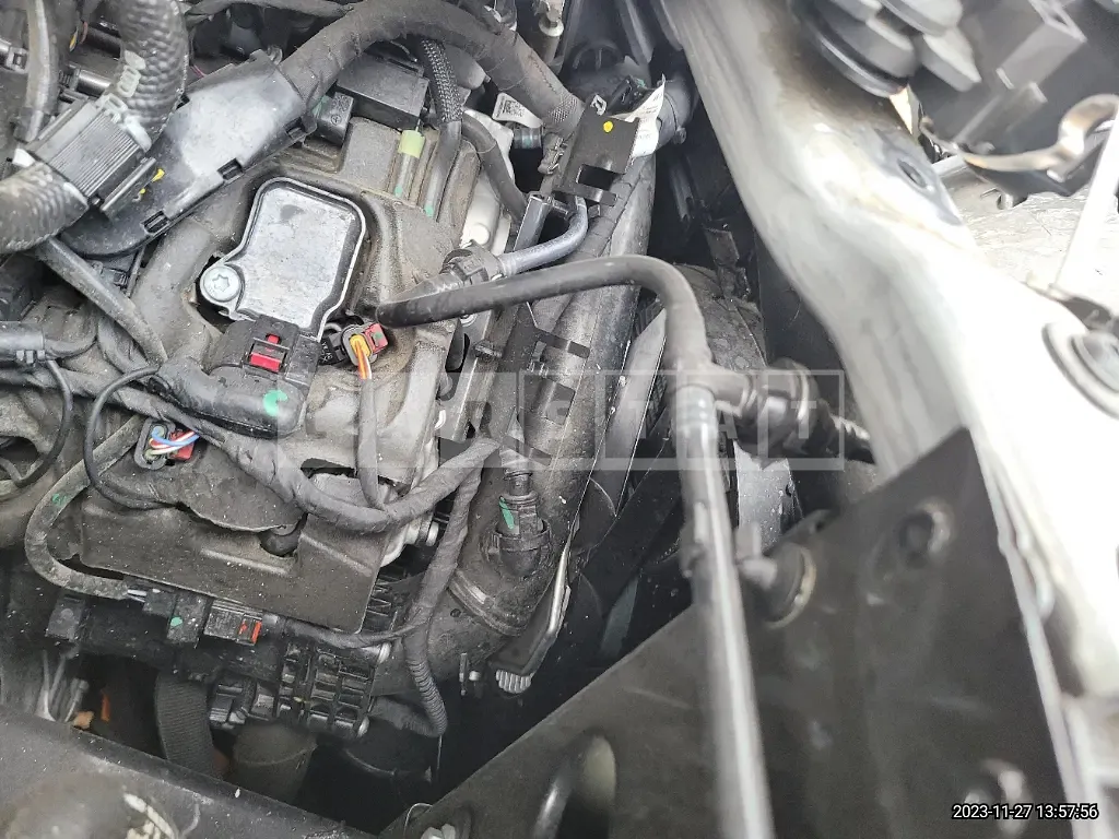 Photo 2 of 12: 2022 Porsche Cayenne, VIN WP1AA29Y6NDA20435 — Korean insurance auction