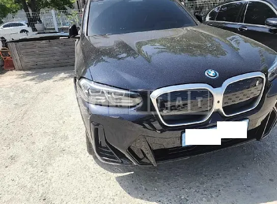Photo 2 of 24: 2022 BMW iX3 M Sport, VIN WBY41DU06NS521377 — Korean insurance auction