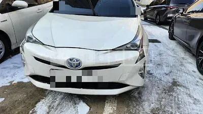 Photo 1 of 34: 2017 Toyota Prius, VIN JTDKBRFU8H3571263 — Korean insurance auction