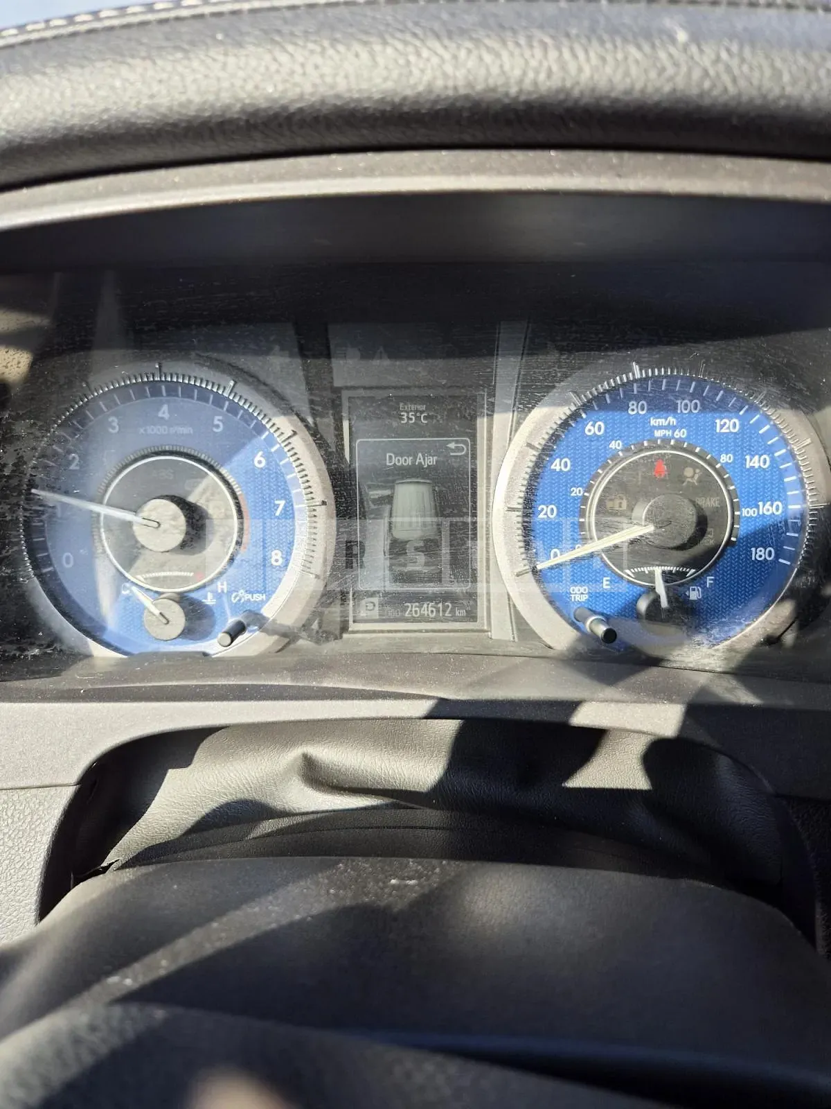 Photo 2 of 4: 2016 Toyota Siena 4WD, VIN 5TDDK3DC7GS132116 — Korean insurance auction