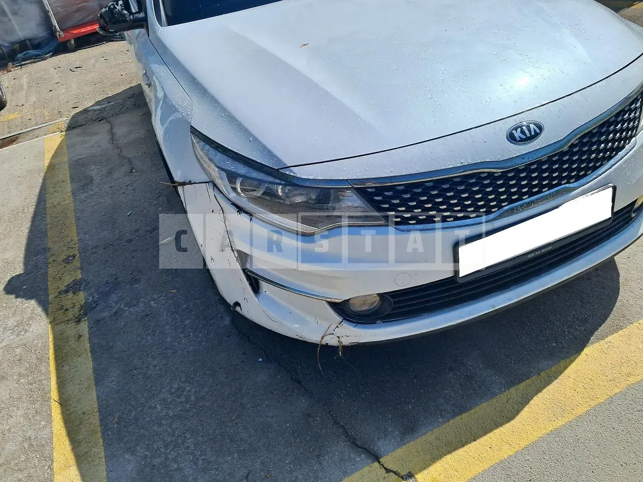 Photo 2 of 15: 2017 Kia K5, VIN KNAGS416BHA175297 — Korean insurance auction