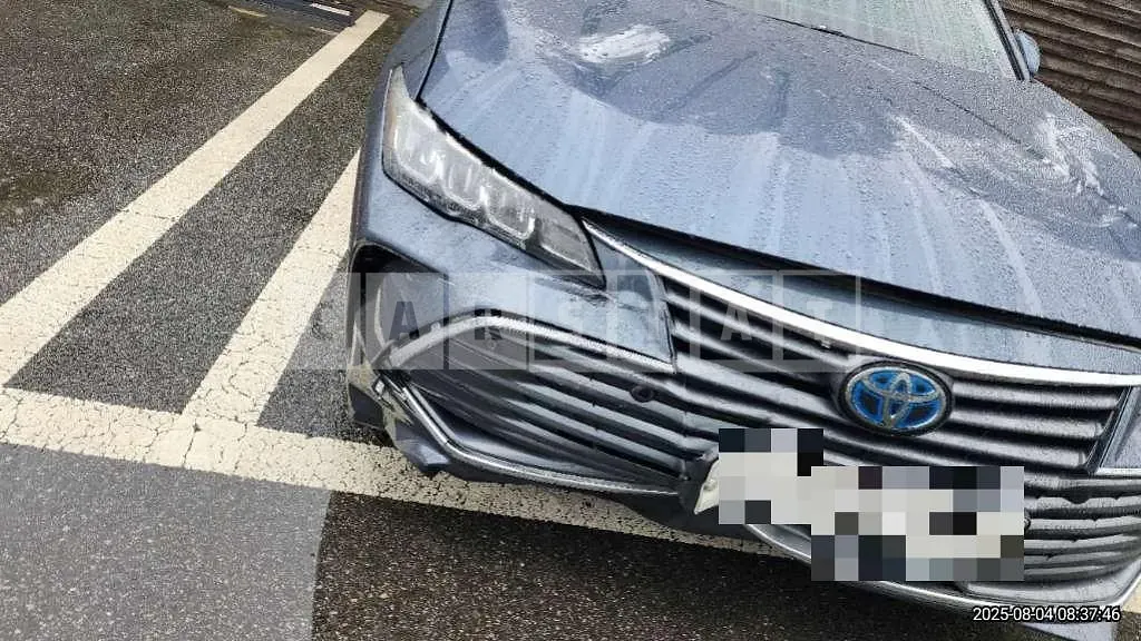 Photo 2 of 7: 2020 Toyota Avalon Hybrid — Korean insurance auction