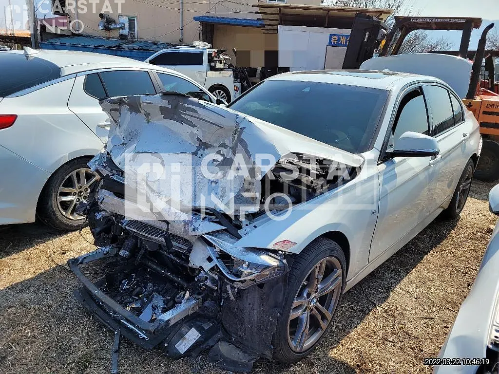 Photo 2 of 9: 2016 BMW 320d, VIN WBA8C5107GK642250 — Korean insurance auction