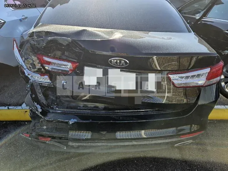 Photo 3 of 3: 2015 Kia K5 — Korean insurance auction