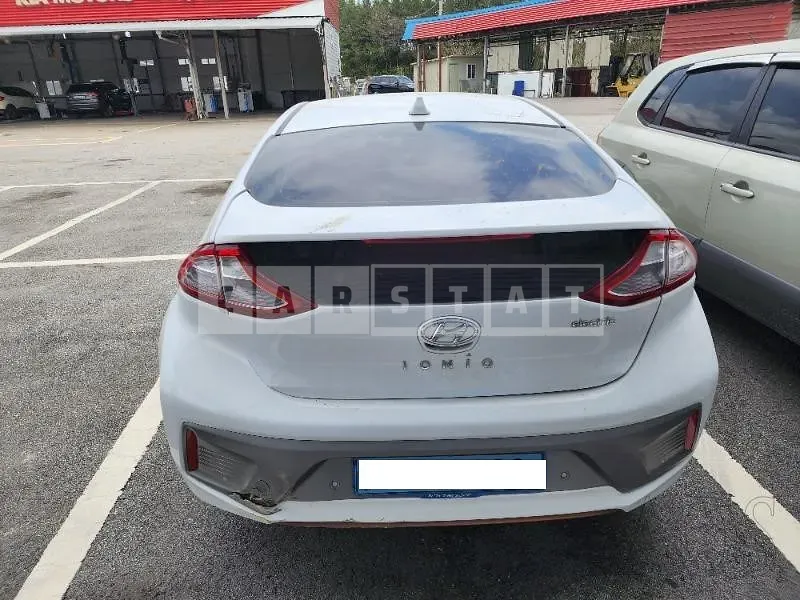 Photo 2 of 25: 2019 Hyundai Modern Ionic Electric, VIN KMHC851HFKU040881 — Korean insurance auction