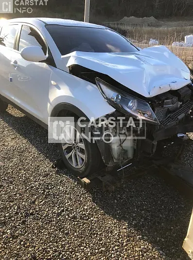 Photo 2 of 9: 2014 Kia Sportage R — Korean insurance auction
