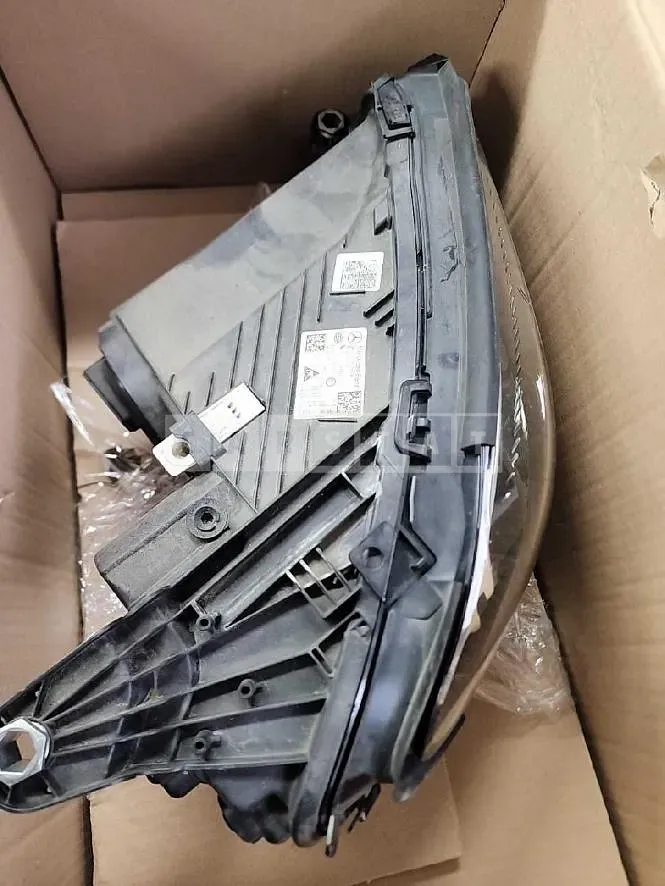 Photo 2 of 4: 2022 Mercedes-Benz (parts) E Headlamp — Korean insurance auction