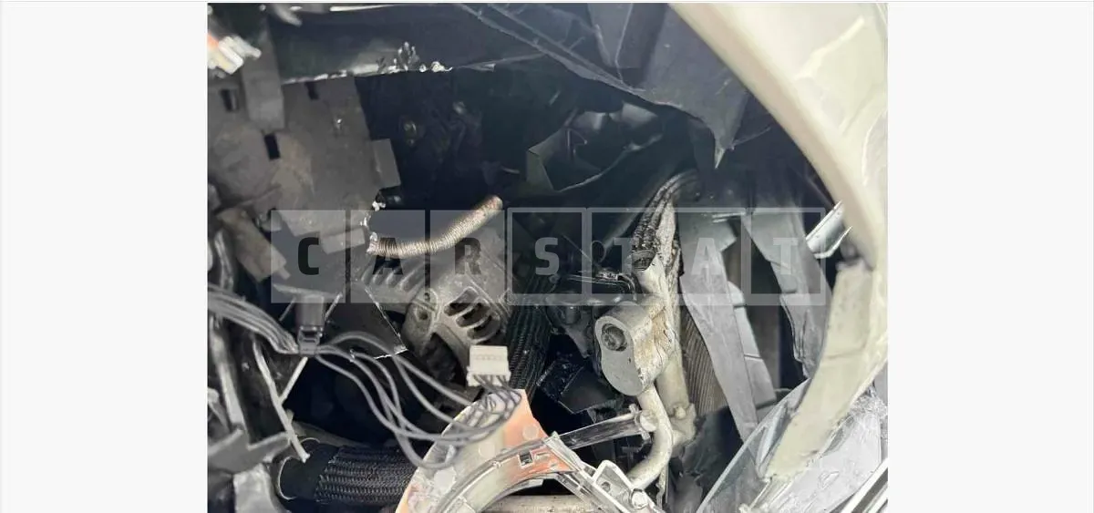 Photo 2 of 22: 2018 BMW Active Tourer — Korean insurance auction
