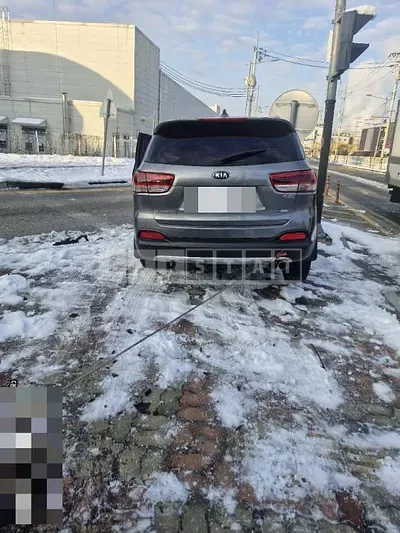 Photo 1 of 8: 2015 Kia Sorento — Korean insurance auction