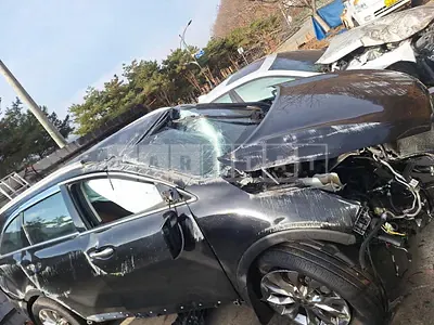 Photo 1 of 10: 2018 Kia Sorento, VIN KNAPS81BBJA443009 — Korean insurance auction