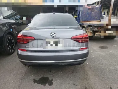 Photo 1 of 8: 2018 Volkswagen Passat 2.0 TSI — Korean insurance auction