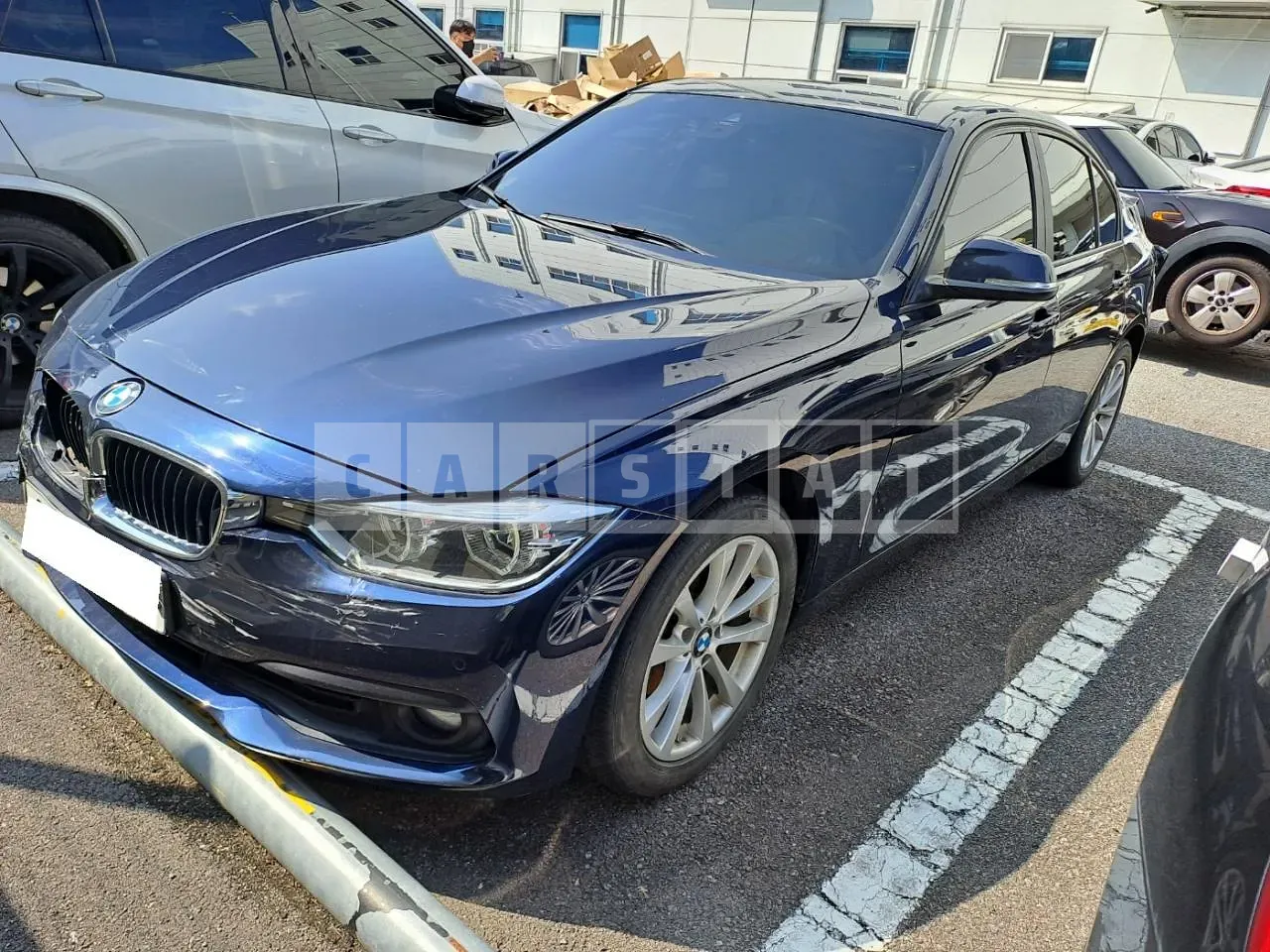 Photo 2 of 12: 2016 BMW 320d, VIN WBA8C5100GK637794 — Korean insurance auction
