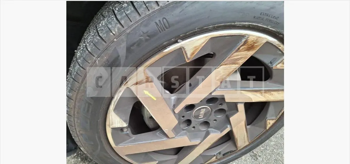 Photo 3 of 3: 2024 MINI (parts) Cooper Wheel — Korean insurance auction