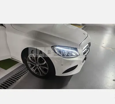 Photo 1 of 45: 2017 Mercedes-Benz C220 d — Korean insurance auction