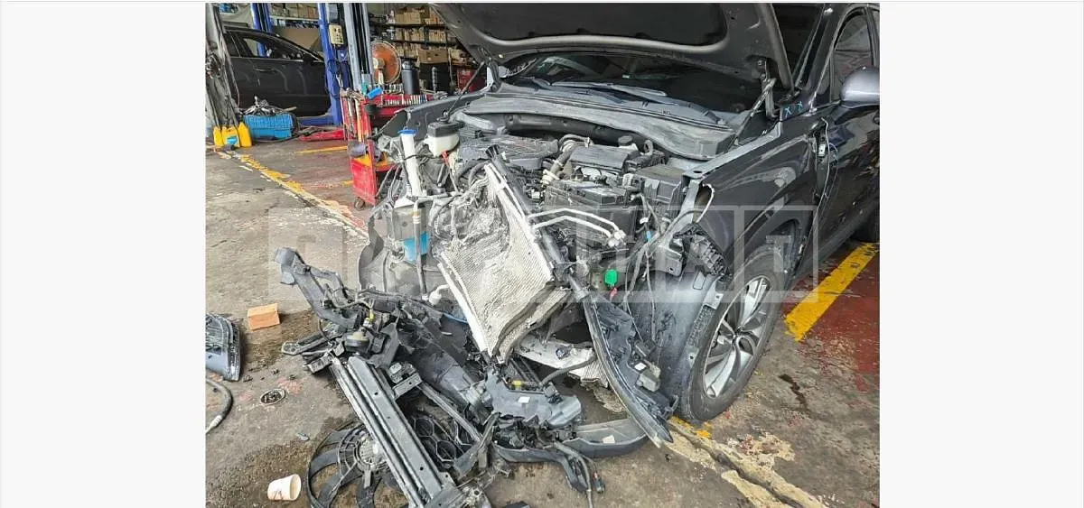 Photo 2 of 12: 2019 Hyundai Santa Fe 2.0T (Gasoline) — Korean insurance auction