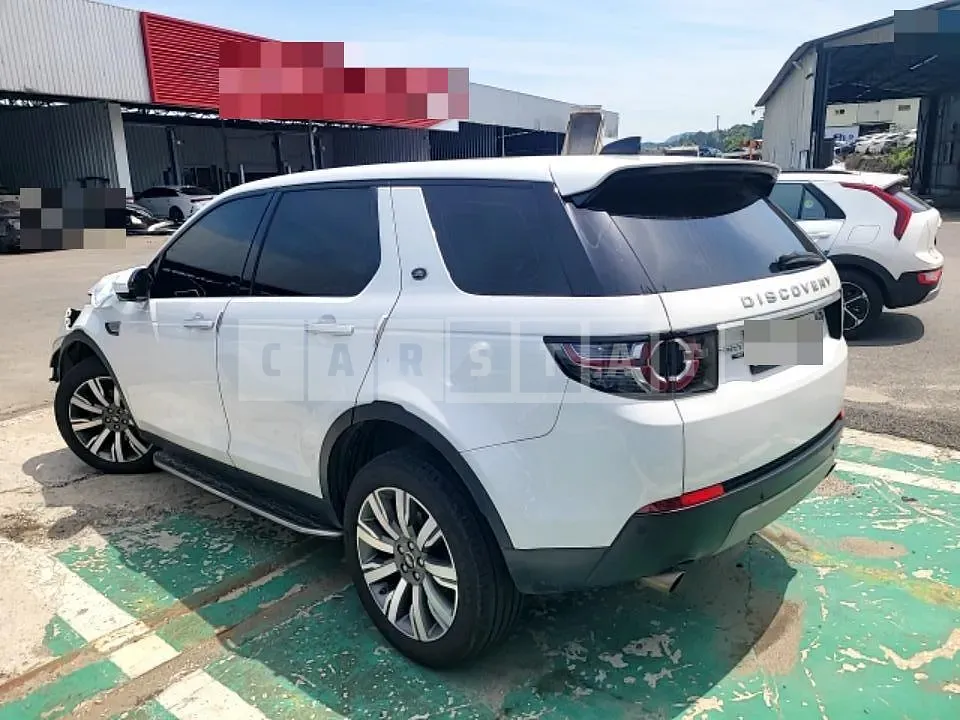 Photo 2 of 12: 2017 Land Rover Discovery Sport 2.0d, VIN SALCA2BN3HH706139 — Korean insurance auction