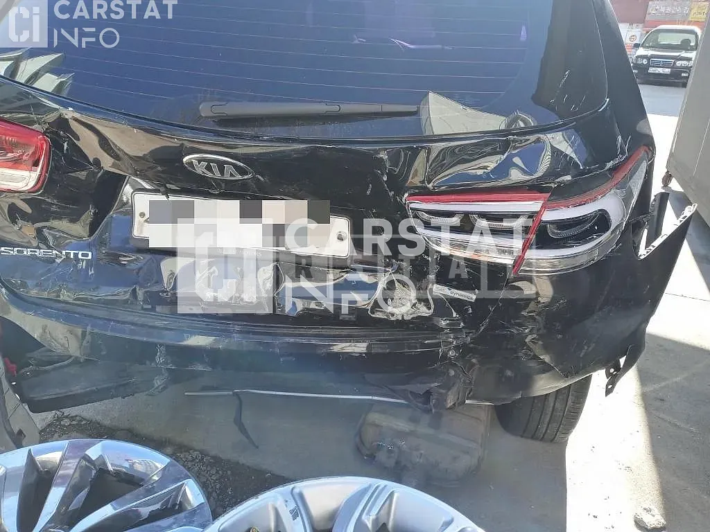 Photo 2 of 14: 2016 Kia Sorento 2.0, VIN KNAPH81ABGA189463 — Korean insurance auction
