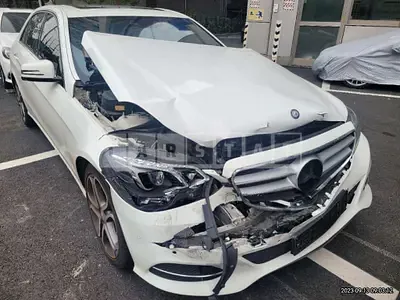 Photo 1 of 12: 2016 Mercedes-Benz E250 BlueTec 4Matic, VIN WDDHF9HB7GB219666 — Korean insurance auction