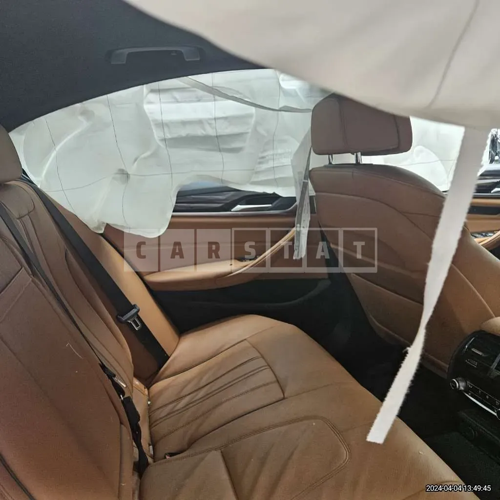 Photo 2 of 17: 2021 BMW 520i, VIN WBA11BH09MCG04491 — Korean insurance auction