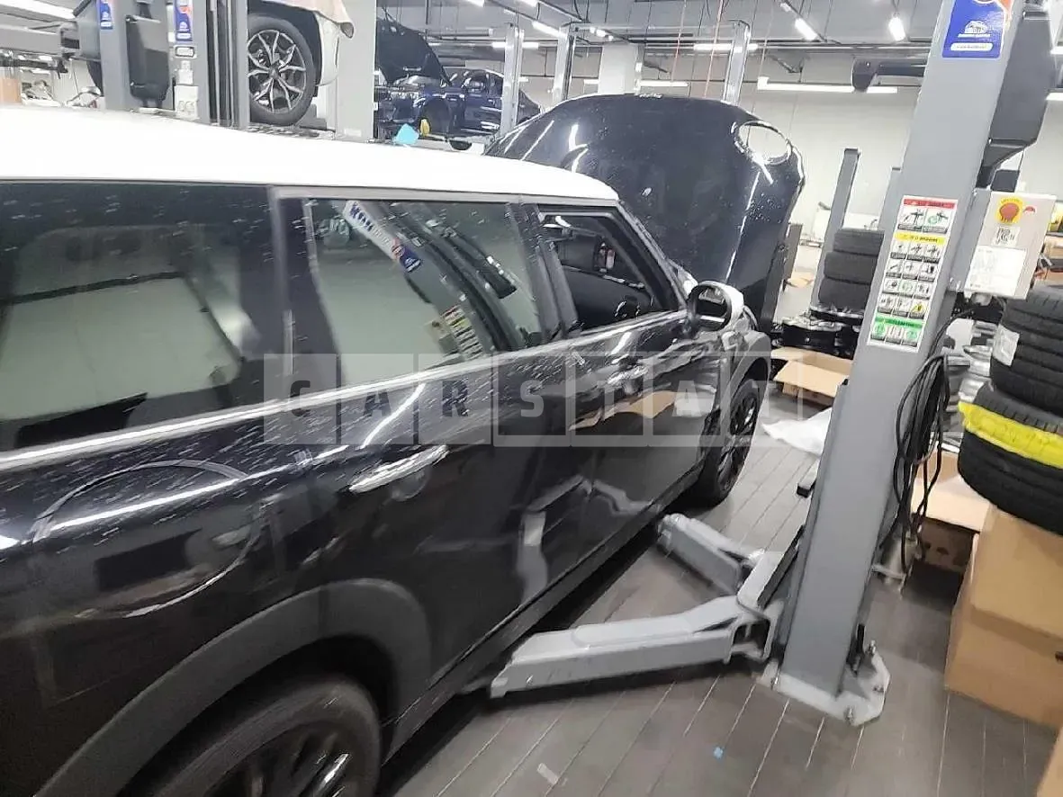 Photo 2 of 16: 2019 MINI Cooper Clubman (17 18 19) — Korean insurance auction