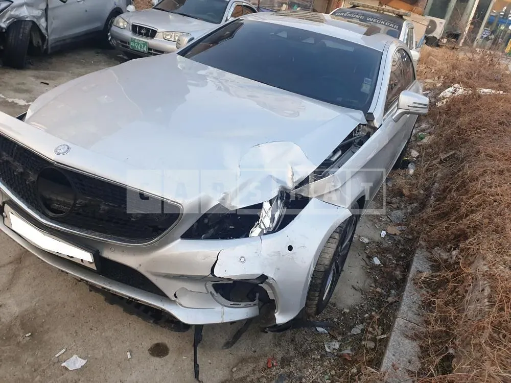 Photo 2 of 9: 2015 Mercedes-Benz CLS250d 4Matic, VIN WDDLJ9HB6GA163590 — Korean insurance auction