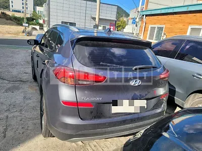 Photo 1 of 8: 2019 Hyundai Tucson, VIN KMHJ5812GKU933709 — Korean insurance auction