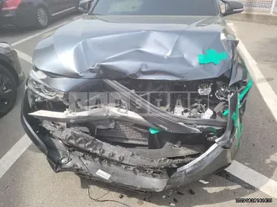 Photo 1 of 18: 2017 BMW 320i, VIN WBA8A9105HK882945 — Korean insurance auction