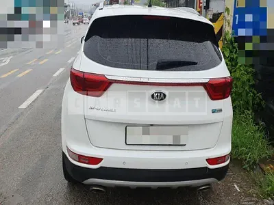 Photo 1 of 23: 2016 Kia Sportage 2.0 — Korean insurance auction
