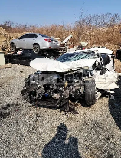 Photo 1 of 14: 2019 Kia K5, VIN KNAGU411BKA316282 — Korean insurance auction